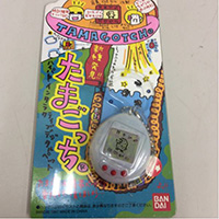 BANDAI 新種発見！ たまごっち クリアホワイト 未開封品 1997